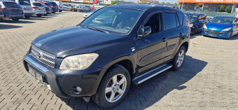 Lacno rozpredám Toyota Rav4 na náhradné diely - 3