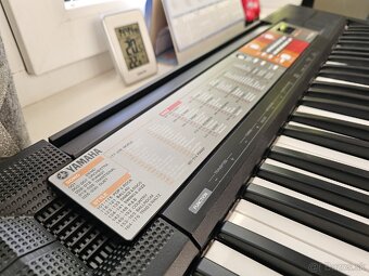 Yamaha F50 klávesy - 3
