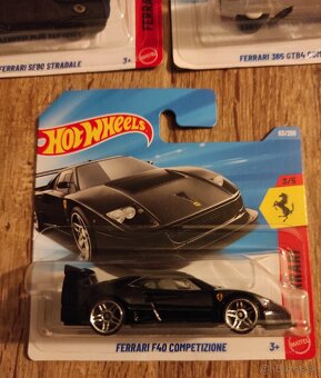 FERRARI - HOT WHEELS - Set - 3