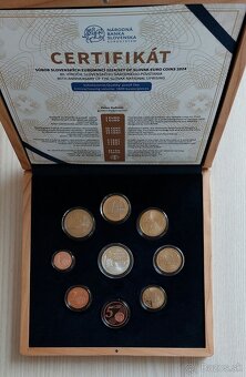 Sada proof 2024 SNP v drevenej kazete - 3
