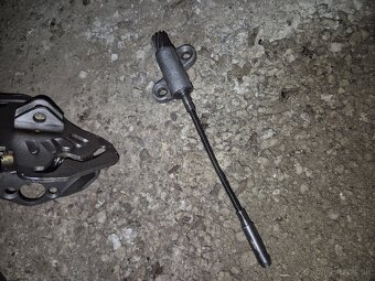 Náhradné diely - 3