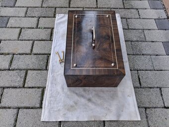 Kovova pokladnička - 3