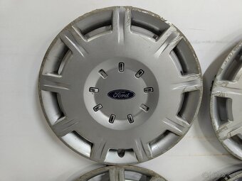 Predám puklice Ford R16 - 3