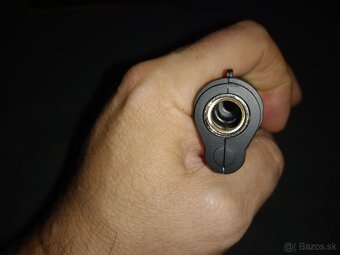 Pištoľ TT-33 Tokarev - replika, kov(nová) - 3