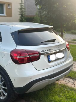 Mercedes GLA trieda 200 D A/T - 3