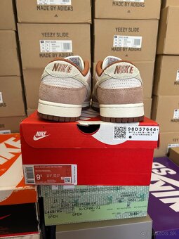 Nike Dunk Low PRM Medium Curry - 3