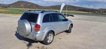 Toyota RAV4 - 3