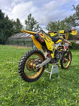 Suzuki RMZ 450 - 3