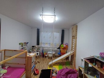 4 izbový byt s balkónom,blízko centra. - 3