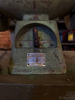 Dvojkotucova brúska 380V - 3