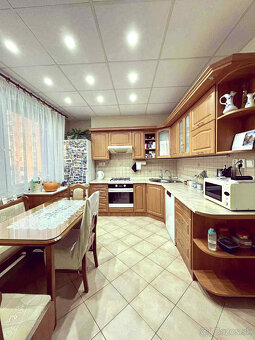 3izbový byt s 2 balkónmi na predaj - 3