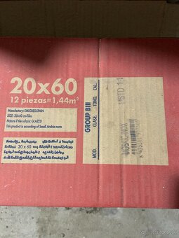 Predám interiérový španielsky obklad - 3