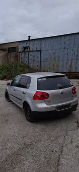 Rozpredam na náhradné diely Volkswagen Golf 5 2.0SDI 55kw - 3