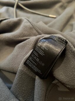 Zelená mikina s kapucňou - 3