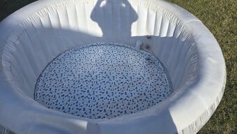 Nafukovacia vírivka - 3