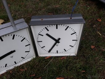 Hodiny pragotron... - 3