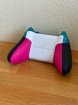 Xbox Series Controller - 3