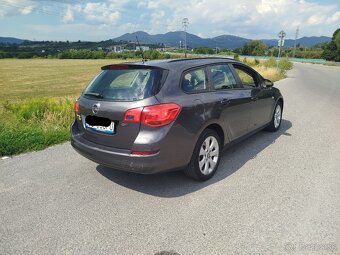 Opel Astra - 3