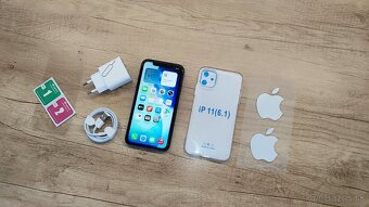iPhone 11 black - záruka + nová nabíjačka - 3