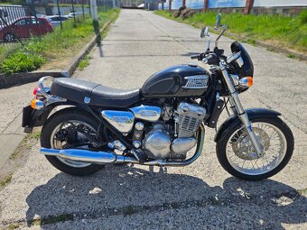 Triumph Thunderbird 900 - 3