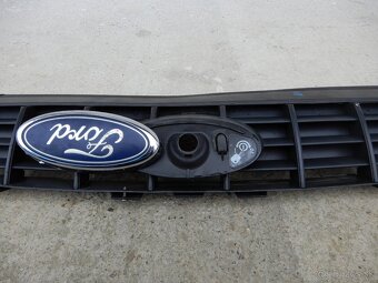 Predám prednú masku Ford C-Max - 3