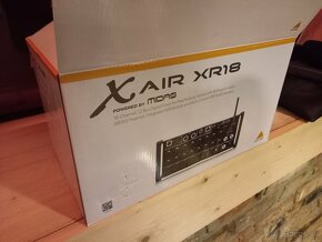 Behringer X AIR XR18 Digitálny mixpult - 3