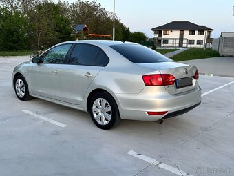 Predám Volkswagen Jetta 1.6 tdi 77kw Rok výroby 2012 stk+ek - 3