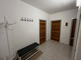 Prenájom - 3 izbový byt Dargovských hrdinov - Postupimská - 3