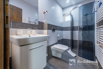 REZERVOVANÉ Rodinný penzion na predaj, Bešeňová - 3