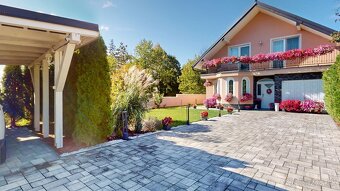 Rodinný dom s bazénom v tichej obci Staré - 3