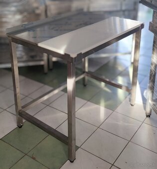 Kuchynské gastro stôl, rozrábkový, stoly s policou - 3