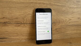 Apple iPhone SE 2022 128GB - 3