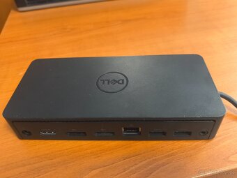 Dokovacia stanica Dell D6000 - 3