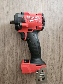 MILWAUKEE FIW2F12 M18 FUEL 1/2" rázový uťahovák - 3