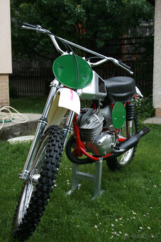 ČZ 250 cross - 3