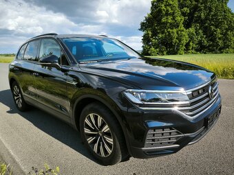 VW Touareg 3,0TDi 4x4 VZDUCH, KŮŽE, Tažné , r.v.12/2020 DPH - 3