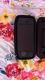 Lenovo LEGION GO - 3