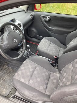 Opel Corsa 1.8 GSi 16v - 3