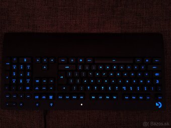 Logitech G213 - 3