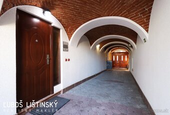 ZNÍŽENA CENA Rodinného domu na Velickom námestí, Poprad - 3