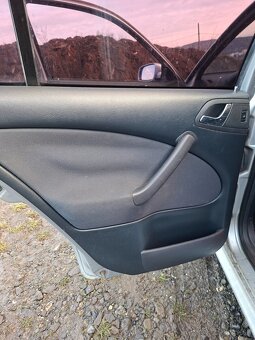 tapacir dveri Skoda Octavia COMBI - 3