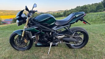 Triumph Street Triple 675 - 3