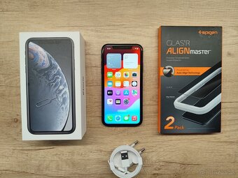 iPhone XR black - super stav + v záruke - 3