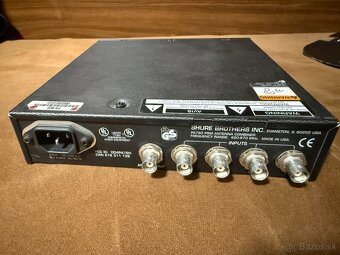 Predám Shure PA760 PSM antenna combiner - 3