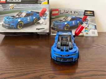 Lego Speed Chevrolet Camaro ZL1 Race Car - 3