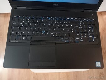 predám Dell Latitude e5570 , Intel core i5 ,16gb ram ,ssd - 3