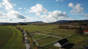 NA PREDAJ | hospodársky dvor pre chov koní | Trebostovo - 3