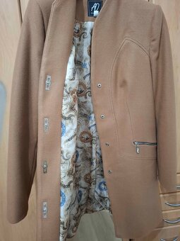 pekný dámsky kabát - 3