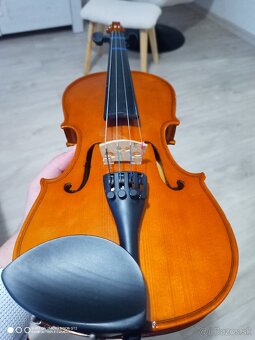 Husle 1/2 - 3