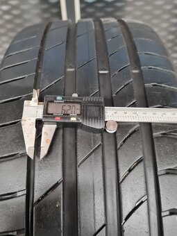 Dvojrozmer Kumho 245/45 R20 275/40 R20 Letné pneu - 3